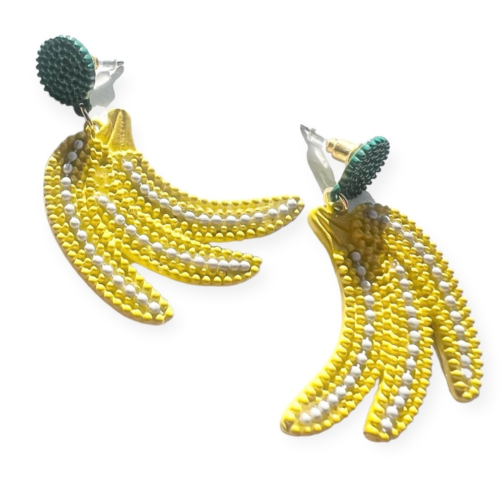 NWOT Banana Drop Earrings